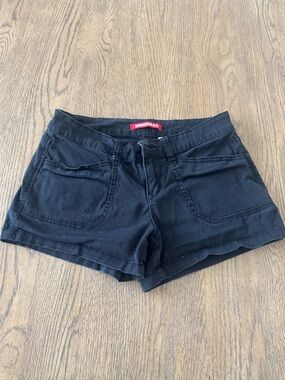 Unionbay Black Low Rise Mini Shorts Size 5 Y2K Stretch Twill Summer Delaney